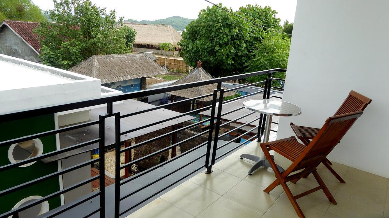 Wave House Gerupuk South Lombok Bed & Breakfast Praya Ngoại thất bức ảnh