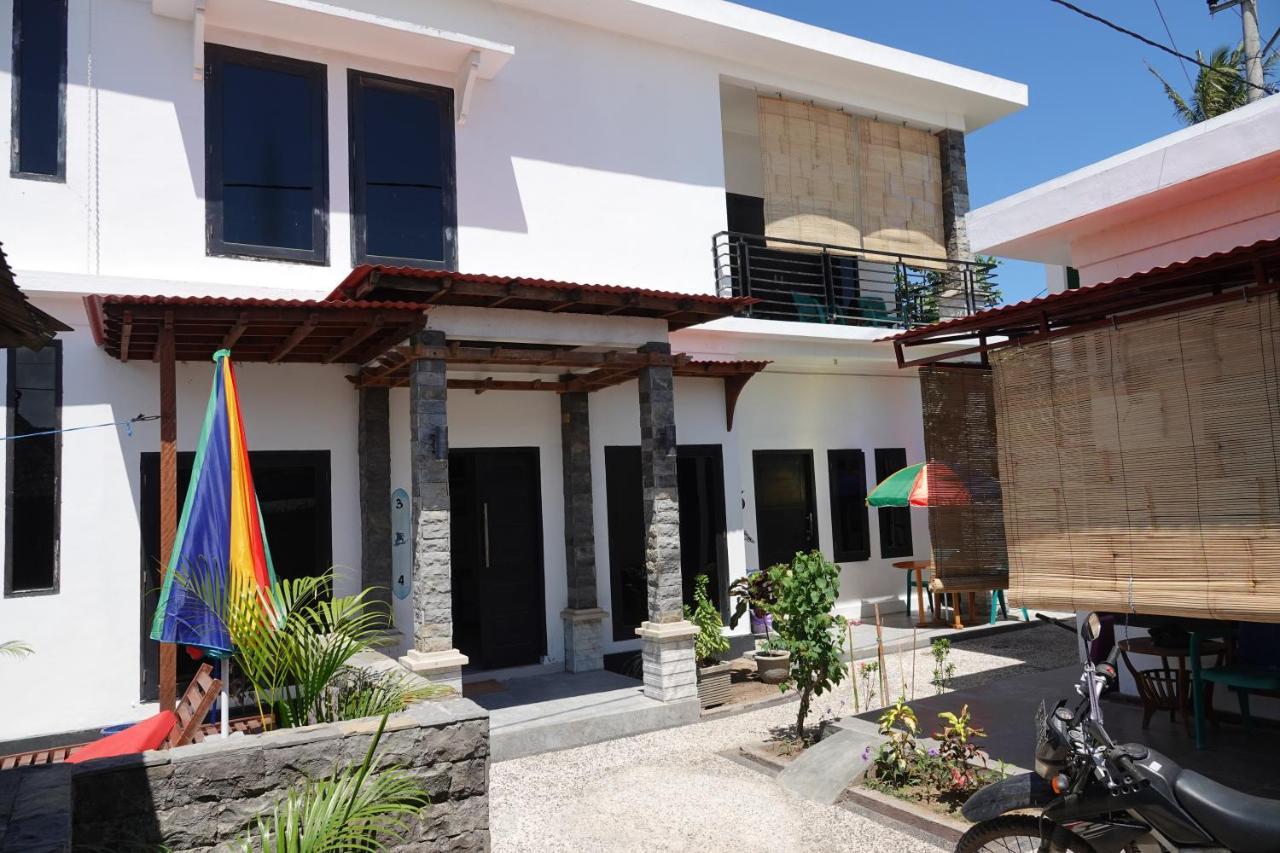 Wave House Gerupuk South Lombok Bed & Breakfast Praya Ngoại thất bức ảnh